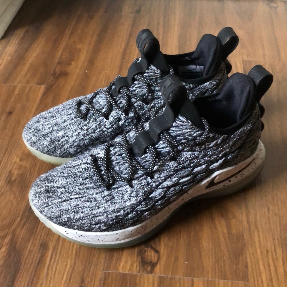 Lebron 15 Low “Ashes”